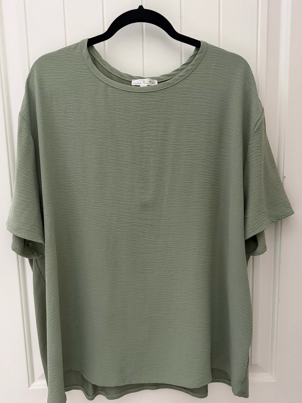 nine britton Sage Green Short Sleeve Relaxed Crewneck Top 1X